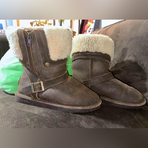size 9 Bearpaw Madison boots- 40$, still in great condition - Picture 1 of 2